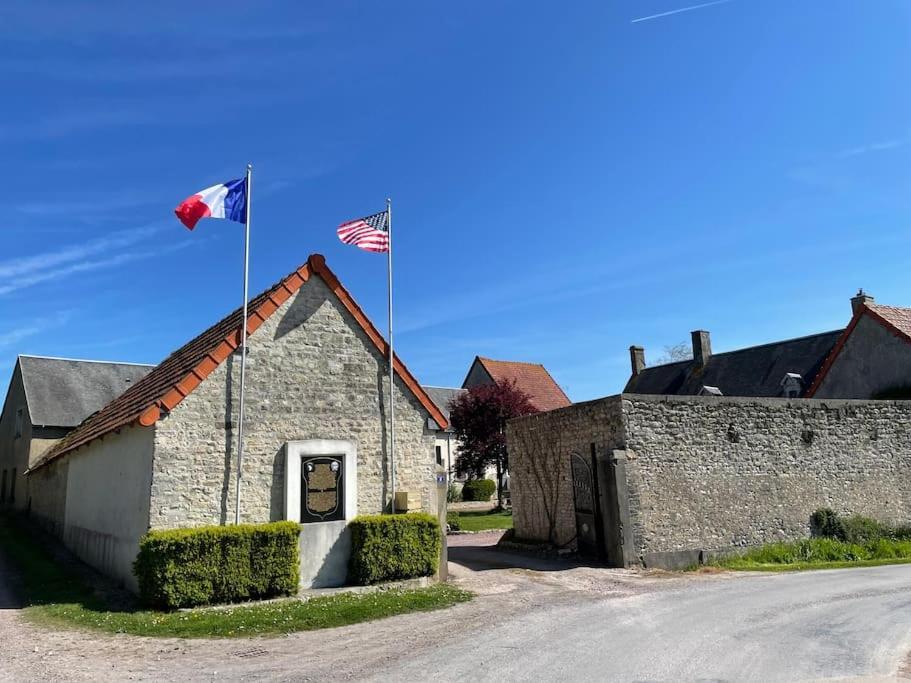 Gite Omaha 3 Etoiles - La Ferme Delaunay Saint-Come-du-Mont Esterno foto